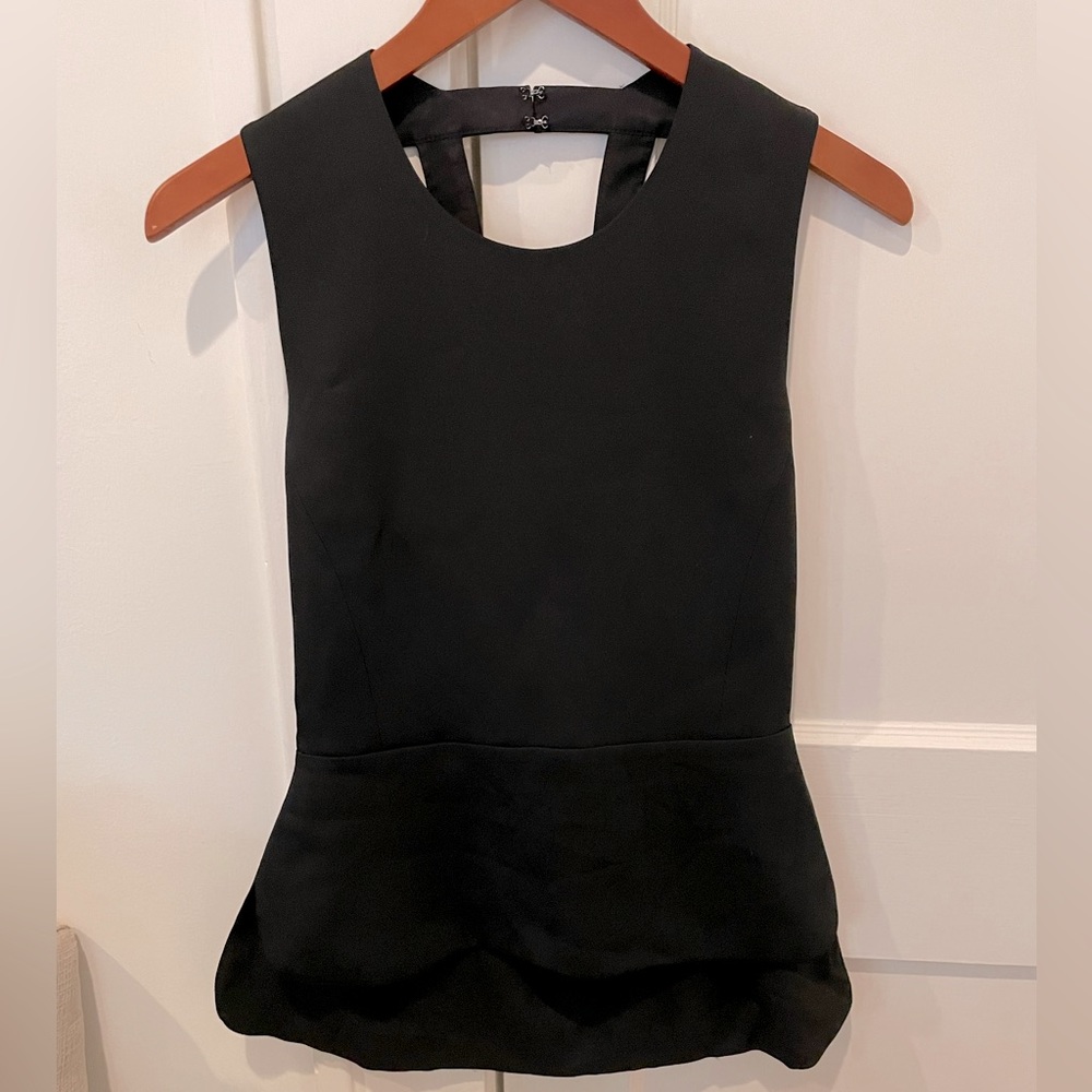 BCBG AMAZING TOP!!!